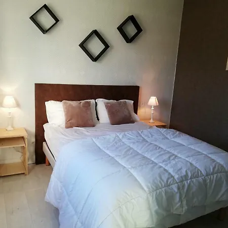 アパート Les Du Thouet