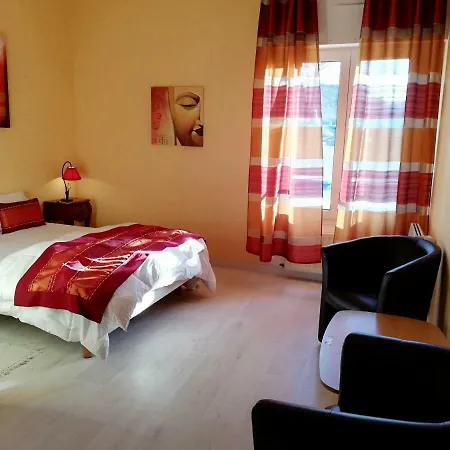 Les Du Thouet アパート Saint-Loup-Lamaire