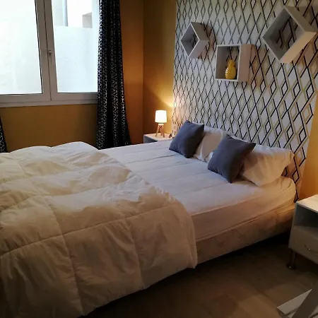 Les Du Thouet アパート